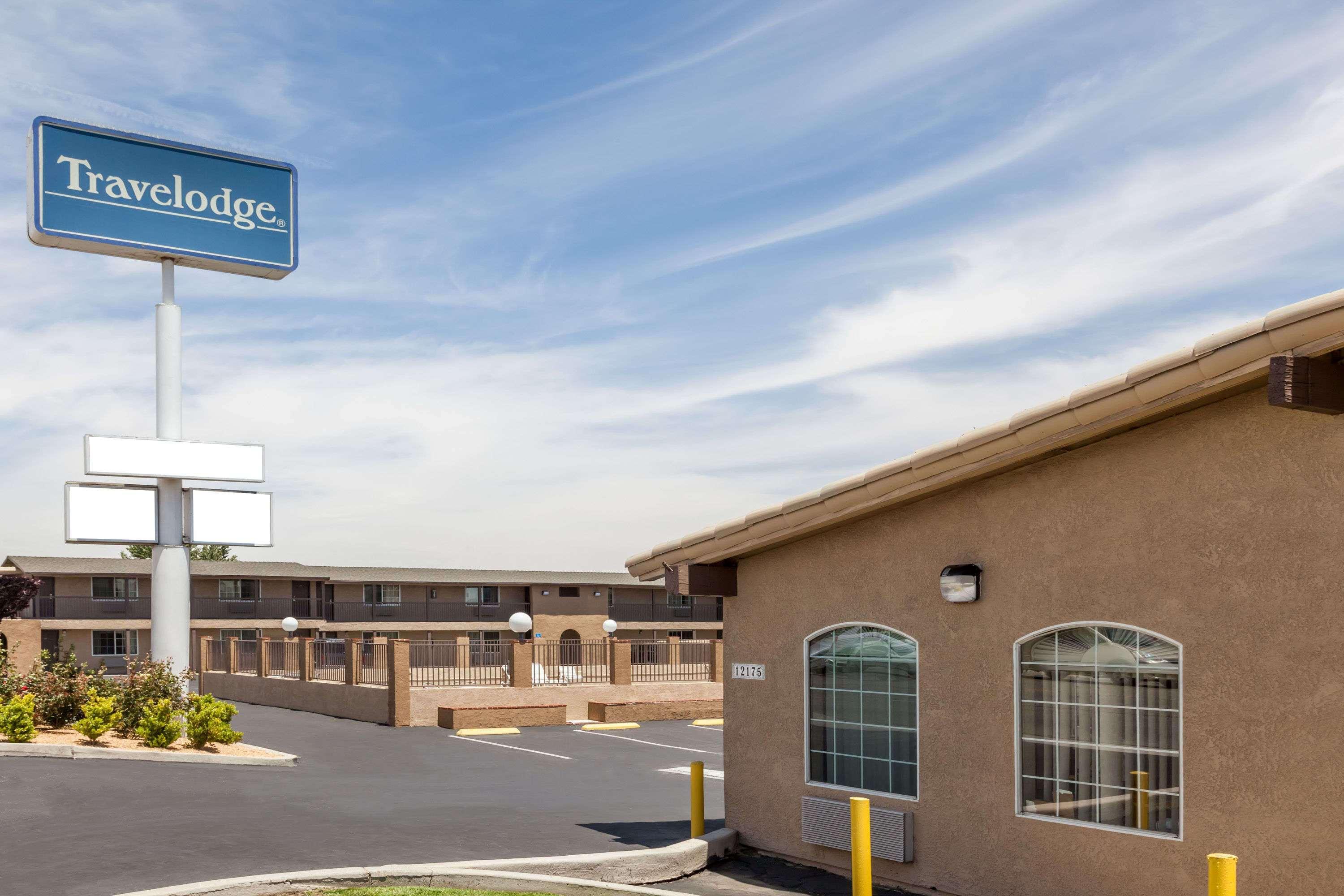 Travelodge By Wyndham Victorville Exteriör bild